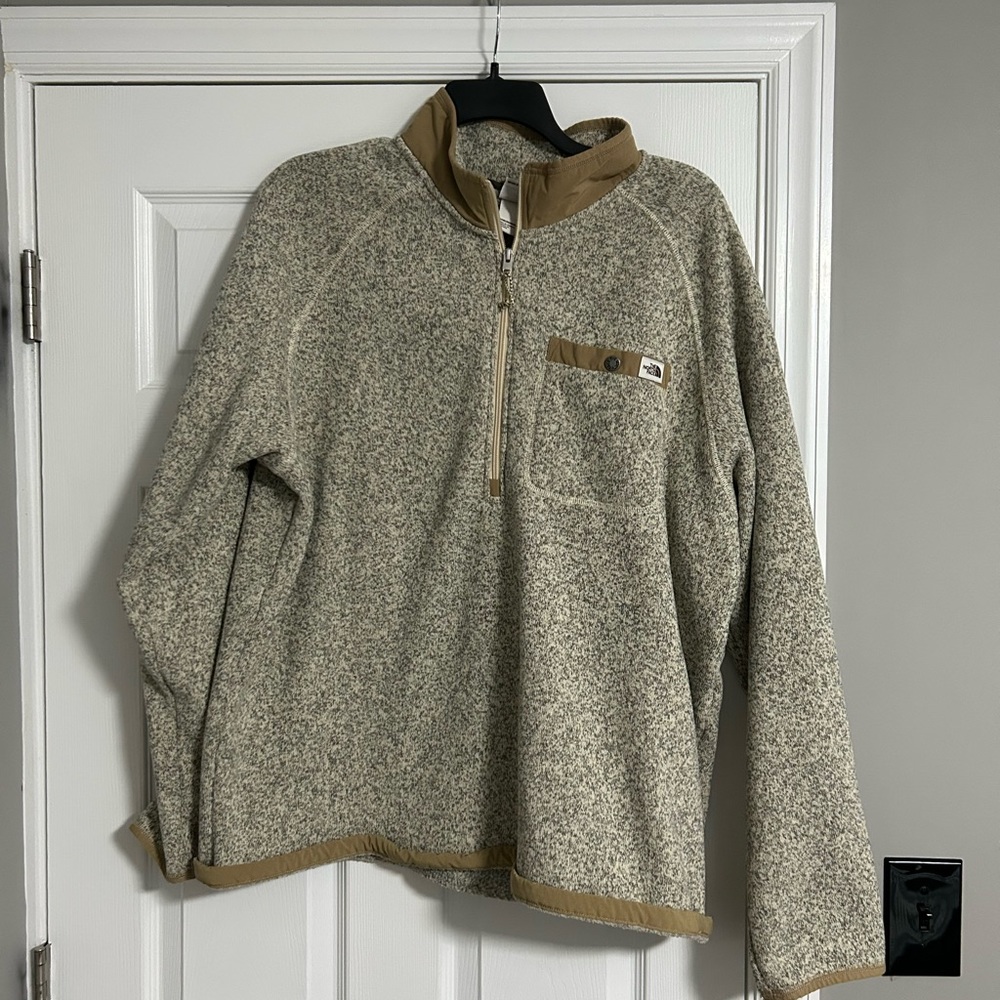 Men's Northface Crew Neck
